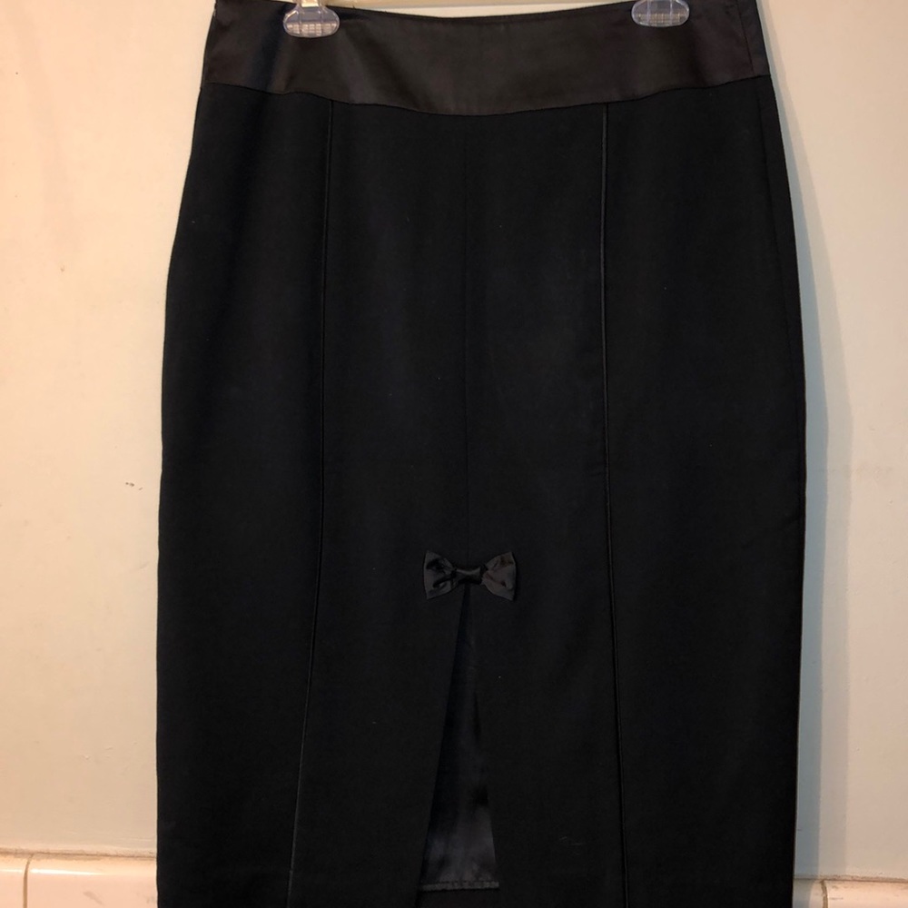🎀Black H&M Skirt with Bow Detail🎀